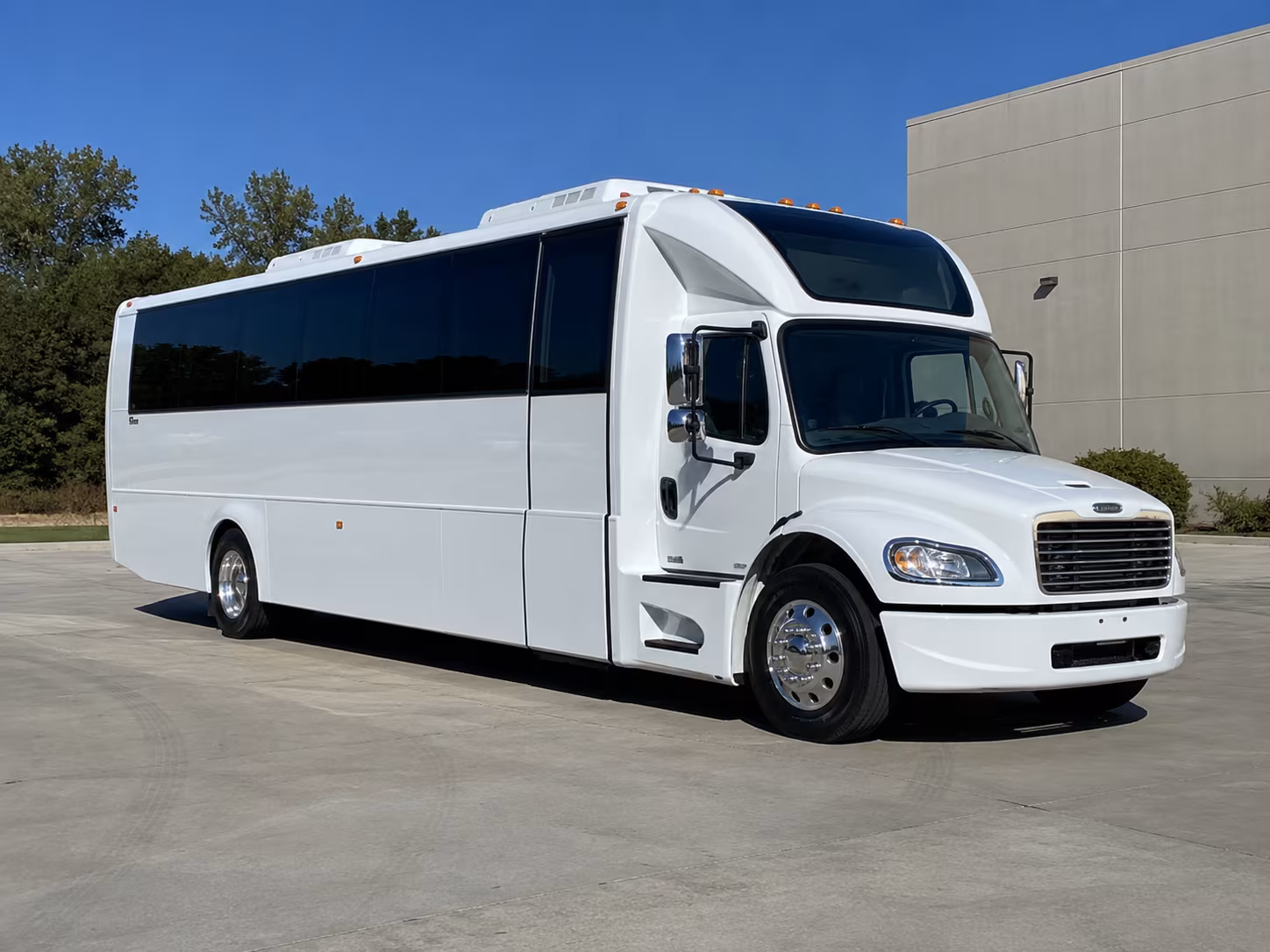 coon rapids 28 passenger party bus