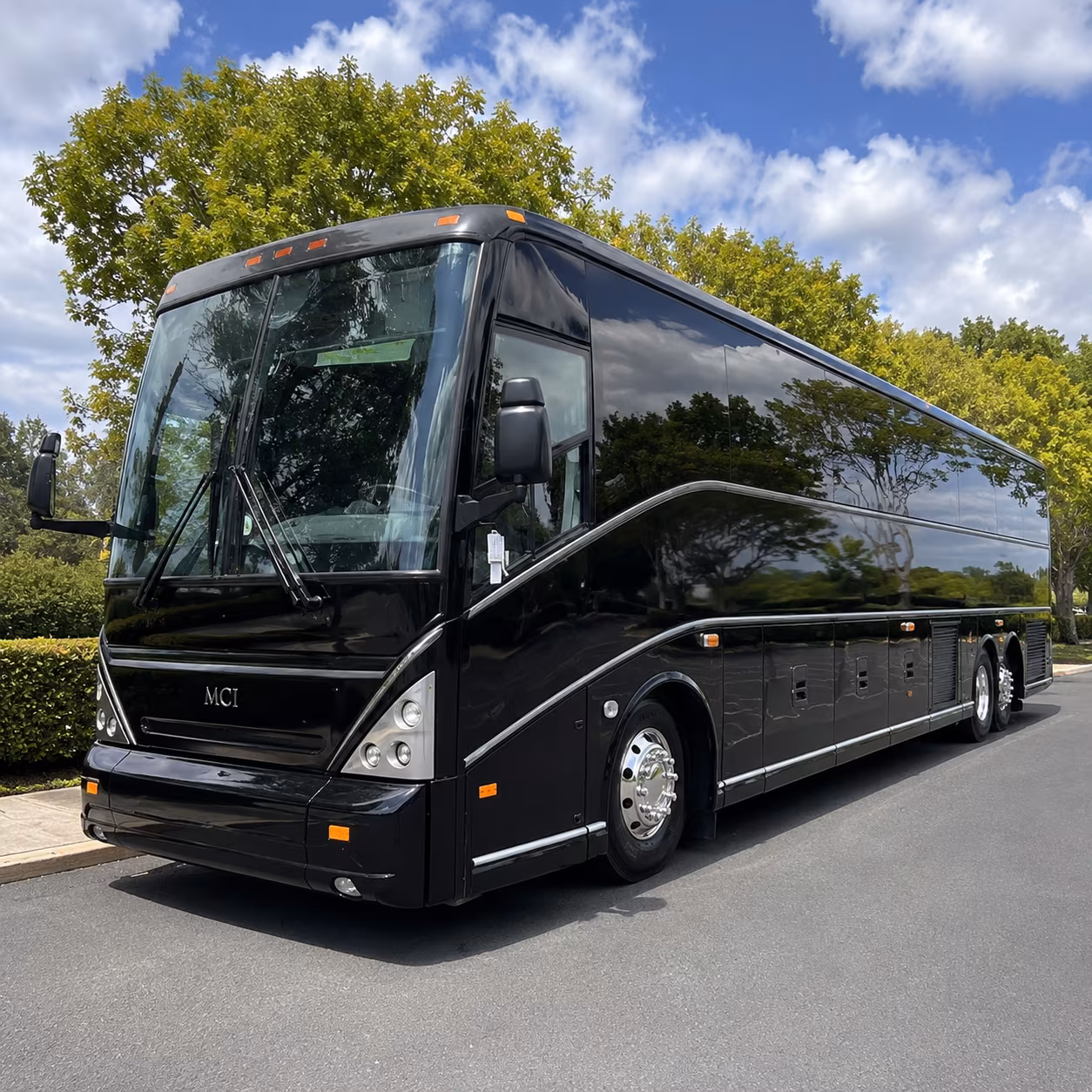 easy group transportation to the minnesota zoo and nature destinations