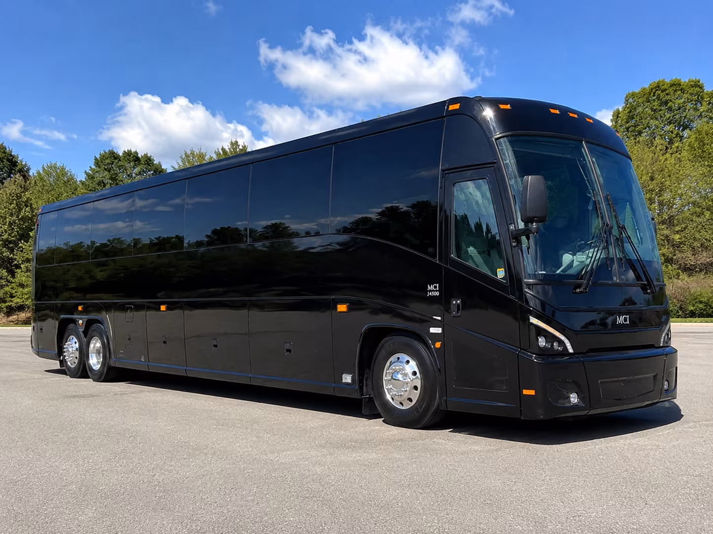 shuttle guests between hotel blocks and your coon rapids ceremony venue